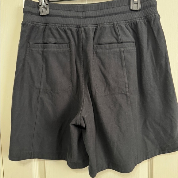 NWT Athleta Fallon Midi Short 7” - Picture 9 of 11